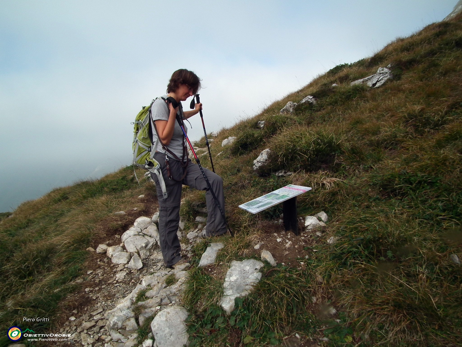 12 dalla bocchetta di Corna Piana (2078 m.) passiamo nel 'Mandrone'....jpg